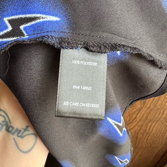 Torrid Peplum Georgette Button-Front Tie-Front Blouse black & blue size 2 - Picture 5 of 9